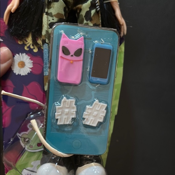 Vintage Bratz #SelfieSnaps Selfie Snaps Fashion Doll Jade 2015 new - Picture 4 of 6